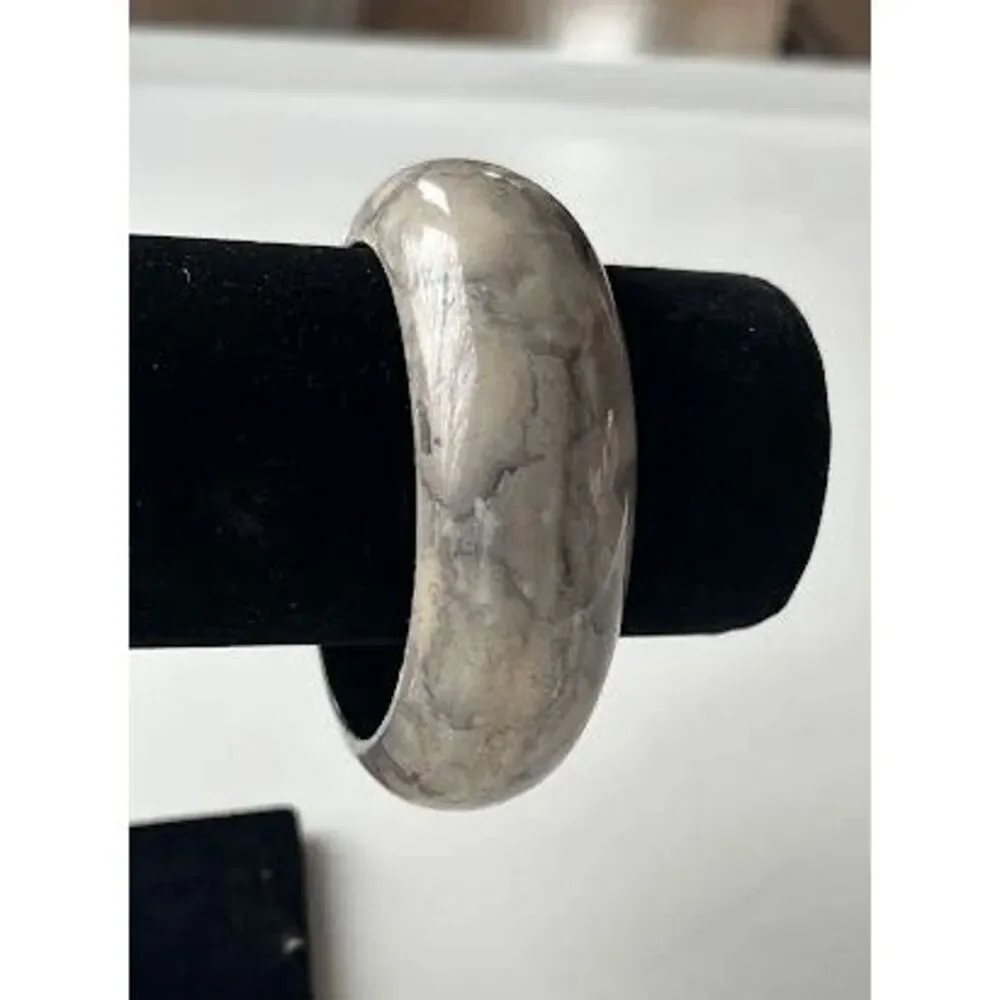 Vintage faux marble
